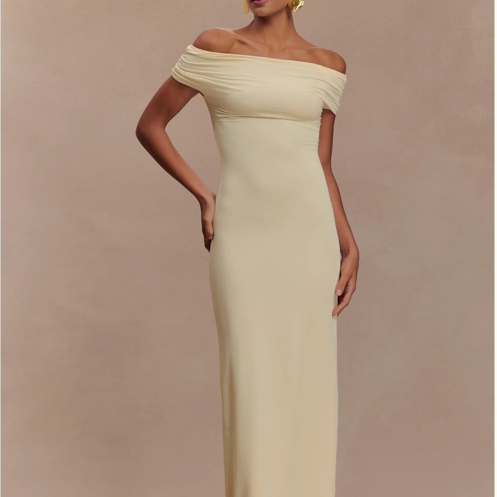 Meshki Off-Shoulder Yellow Dress